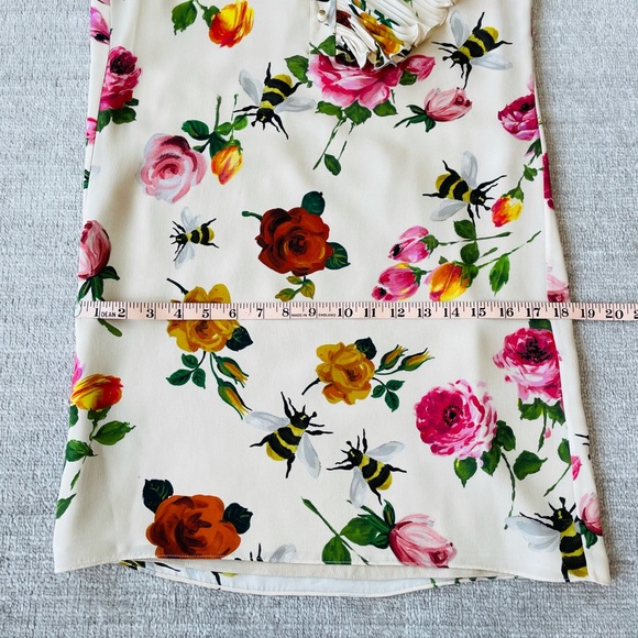 Gucci Roses and Bees Silk Shift Dress - Picture 11 of 15